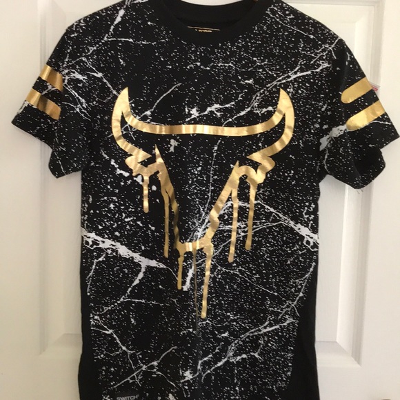 black and gold chicago bulls shirt